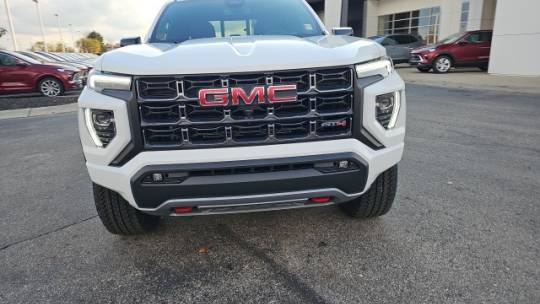 2024 GMC Canyon
