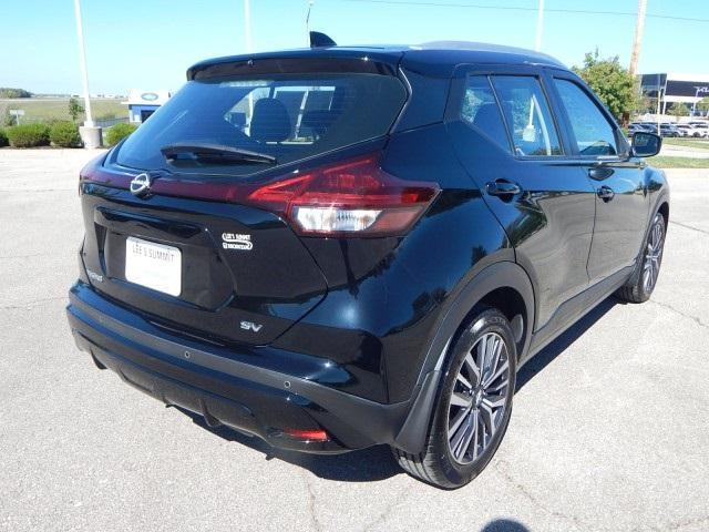 2022 nissan kicks sv