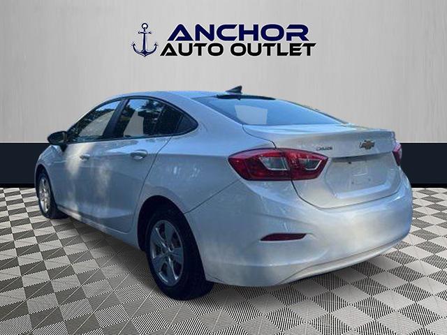 2017 chevrolet cruze ls