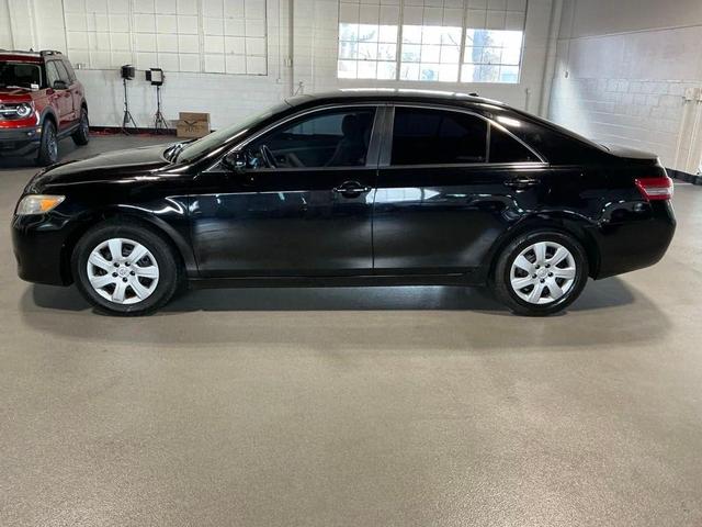 2010 toyota camry le