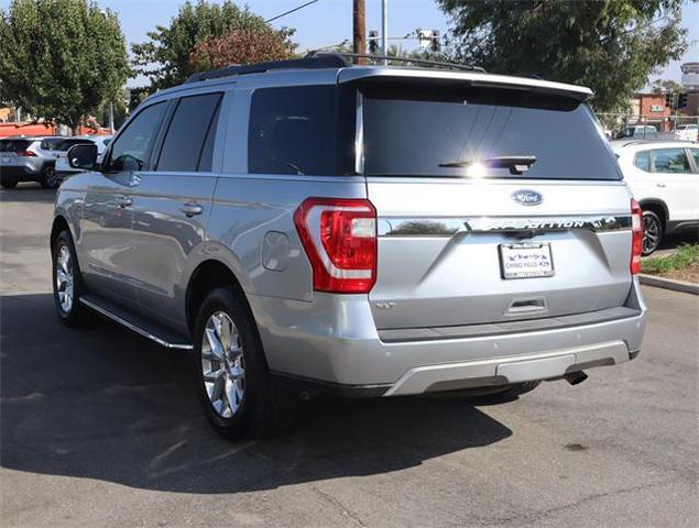2021 ford expedition xlt