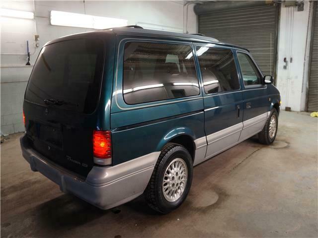no reserve . clean . rare find . ice cold air . time capsule