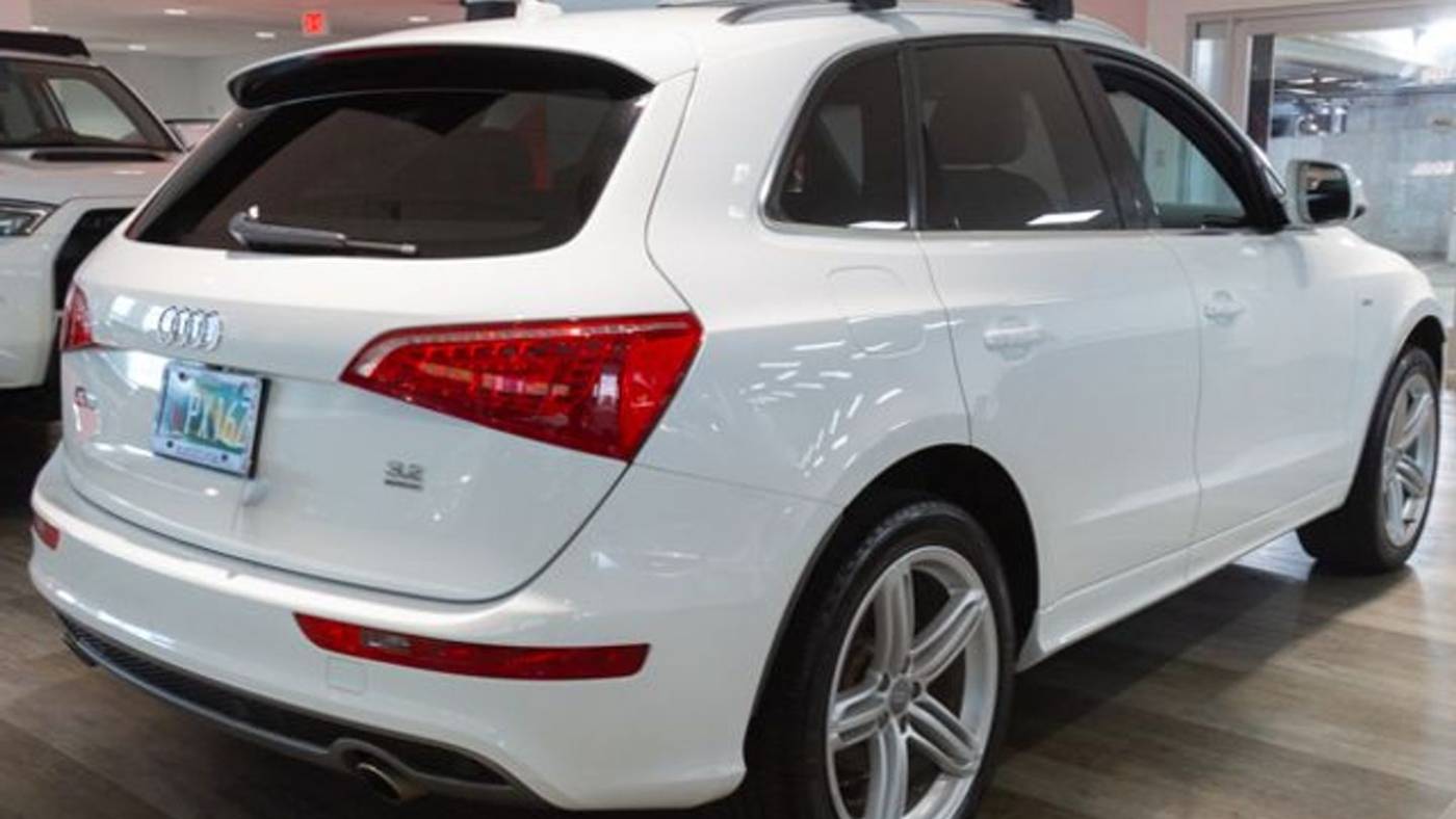 2012 audi q5 3.2 quattro premium plus