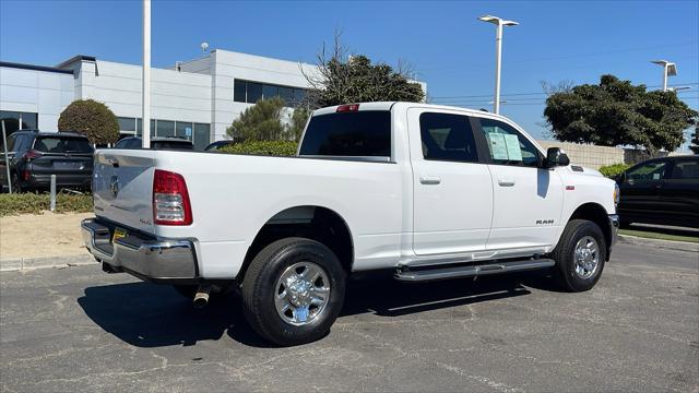 2022 ram 2500 big horn crew cab 4x4 64' box