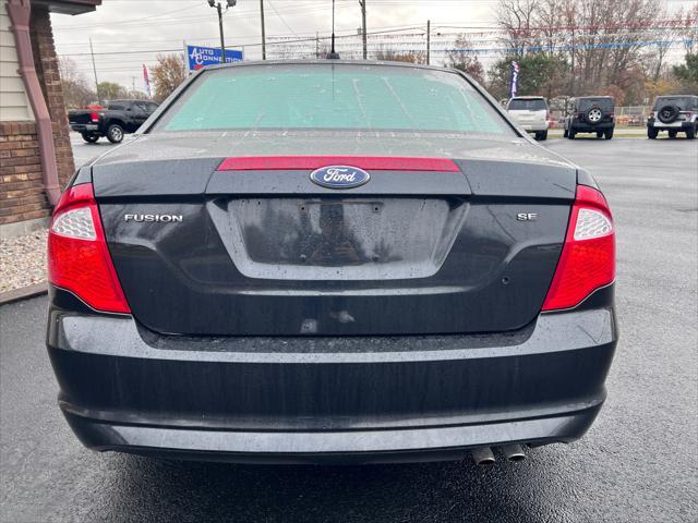2011 ford fusion se