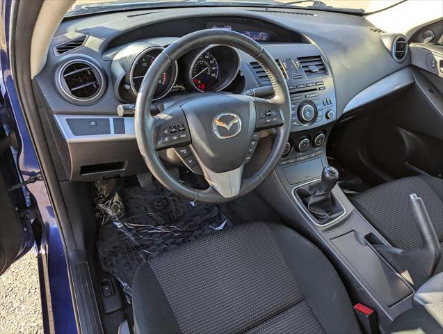 2013 mazda mazda3 i touring