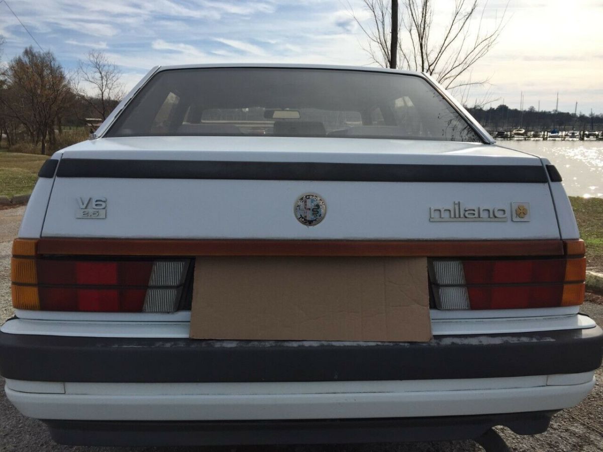 1989 alfa romeo milano gold