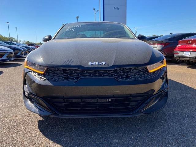2022 kia k5 gt-line