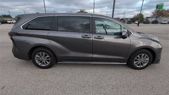 2024 Toyota Sienna