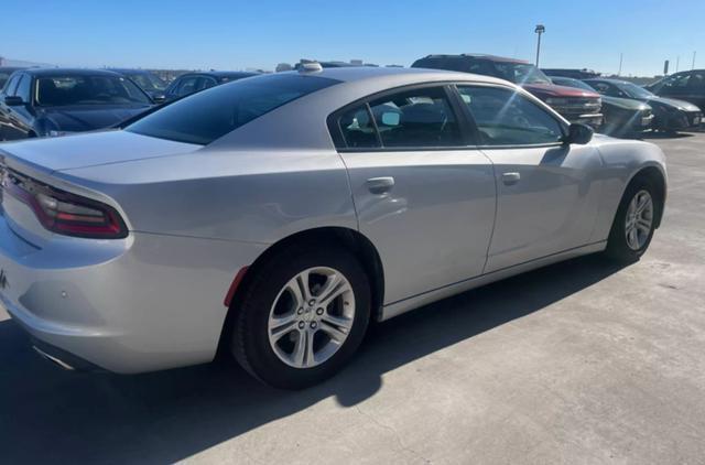 2022 dodge charger sxt
