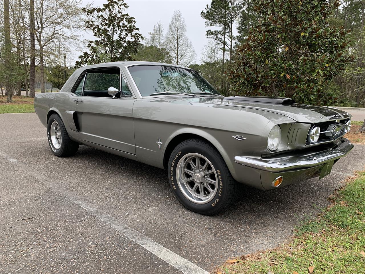 1965 ford mustang