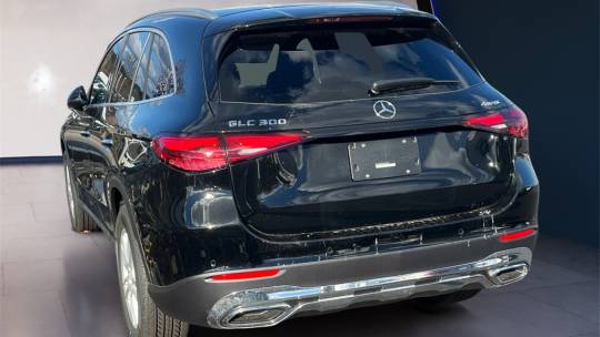 2025 Mercedes-Benz GLC