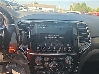 2022 Jeep Grand Cherokee laredo x