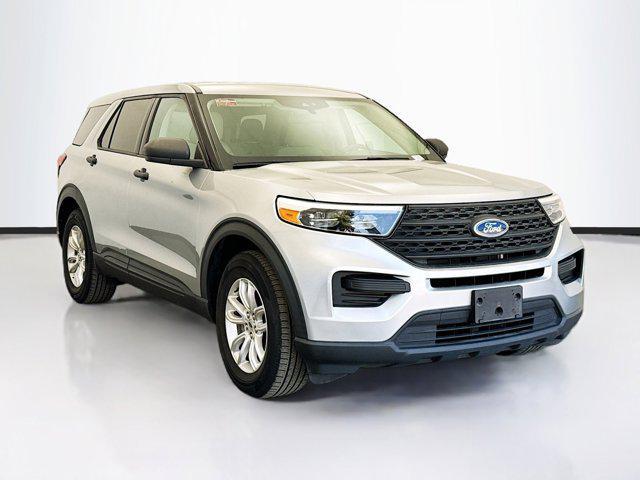 2020 ford explorer base