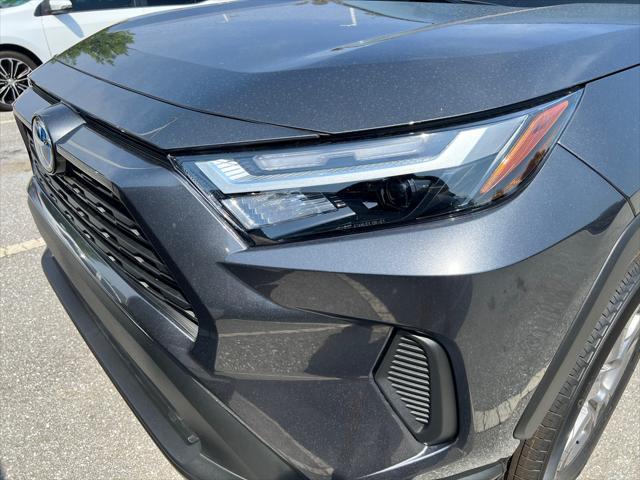 2024 toyota rav4 hybrid le