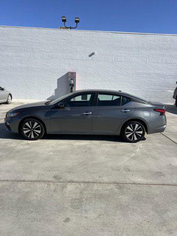 2021 nissan altima 2.5 sv
