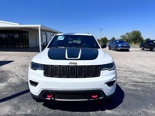 2020 jeep grand cherokee trailhawk