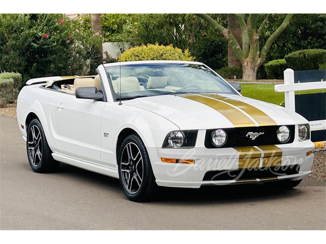 for sale at auction: 2005 ford mustang gt in scottsdale, arizona for sale in scottsdale, az
