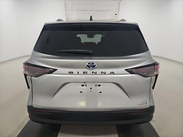 2023 toyota sienna xle 8 passenger