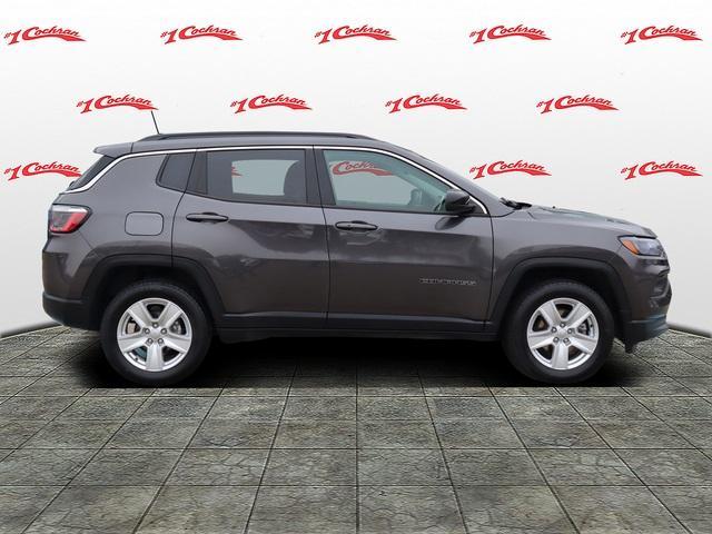 2022 jeep compass latitude