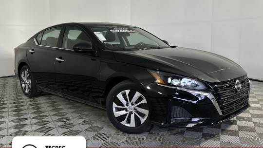 2025 Nissan Altima