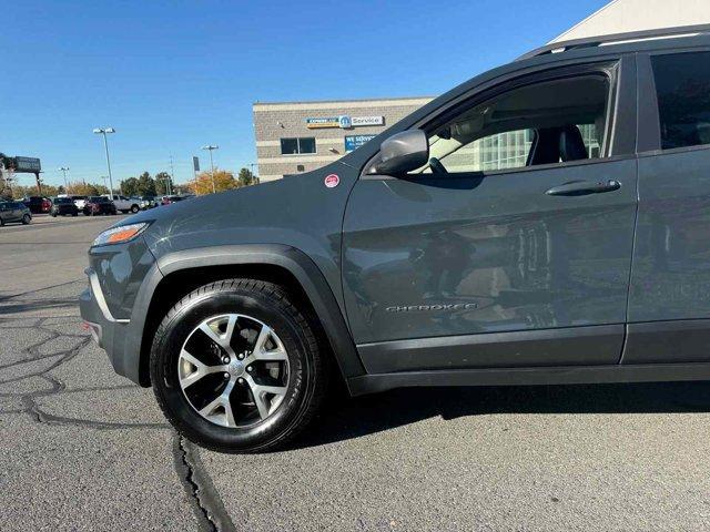 2016 jeep cherokee trailhawk