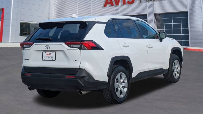 2024 toyota rav4 le