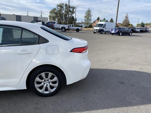 2022 toyota corolla le