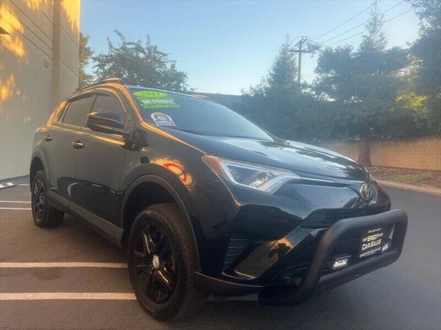 2017 toyota rav4 le