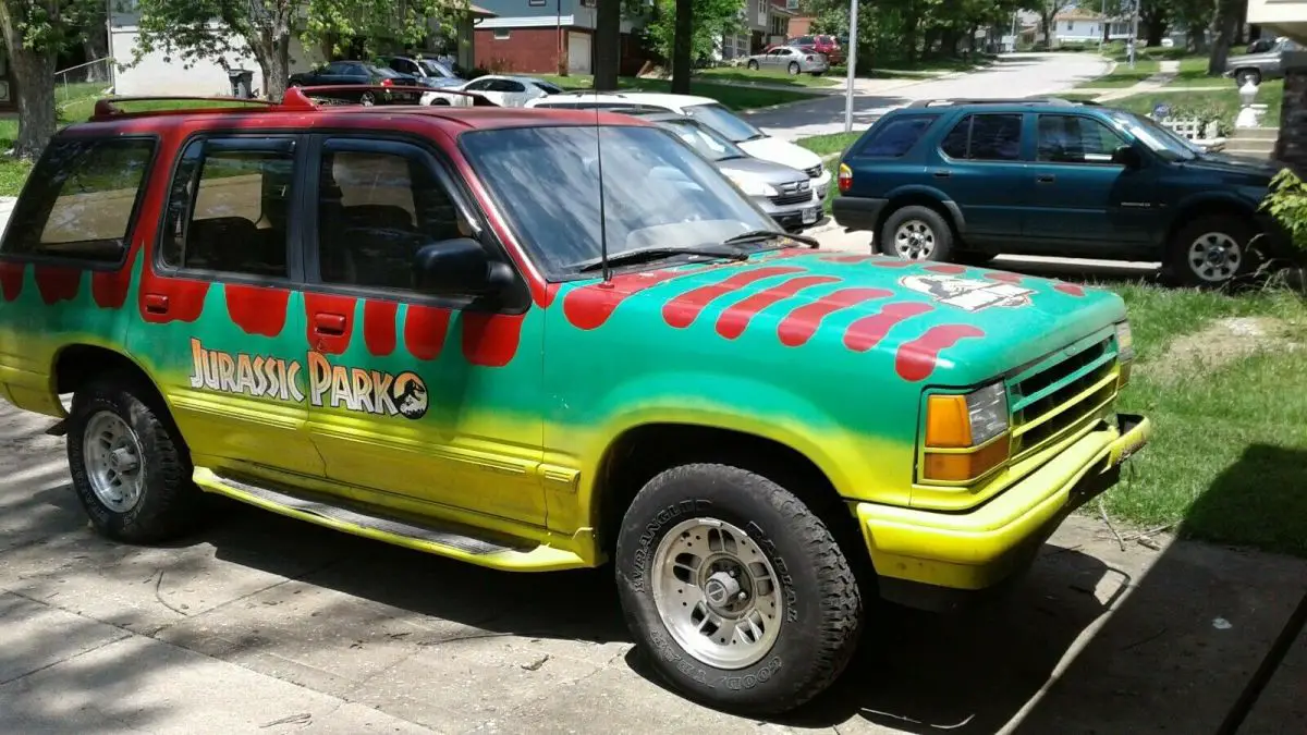 jurassic park 1994 ford explorer eddie bauer