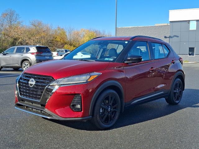 2023 nissan kicks sr