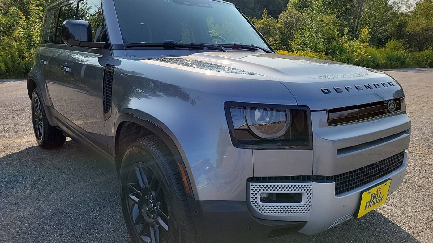 2024 land rover defender 110 p300 s