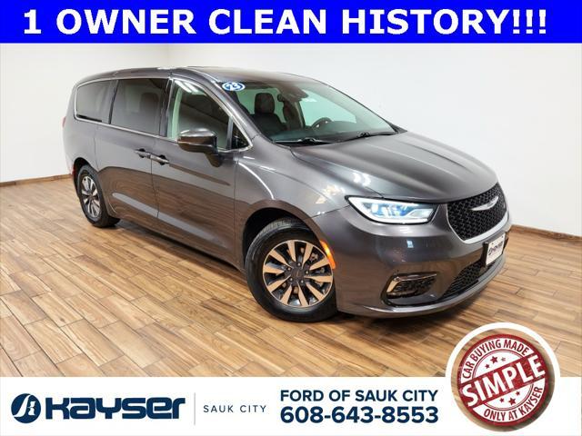 2023 chrysler pacifica hybrid touring l