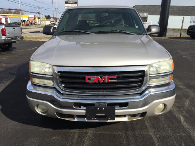 used 2004 gmc sierra 2500 4x4 crew cab morgantown, wv 26505 for sale in morgantown, west virginia