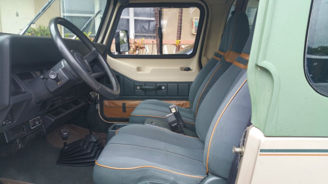 jeep wrangler yj sahara edition