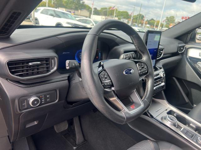2021 ford explorer st