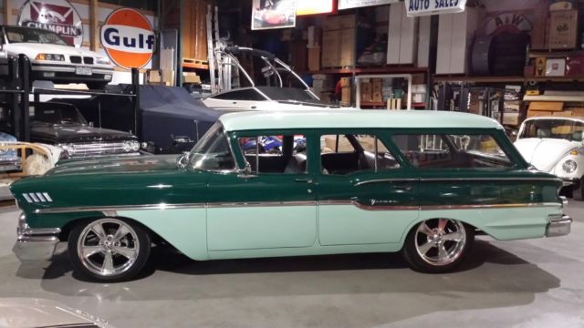 1958 chevrolet yeoman wagon