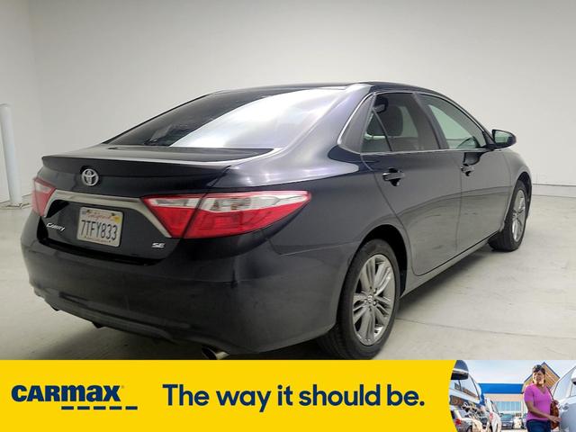 2016 toyota camry se