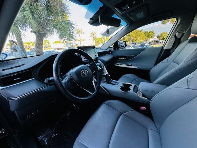 2022 toyota venza xle