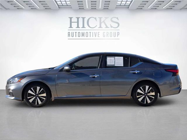2021 nissan altima 2.5 sv