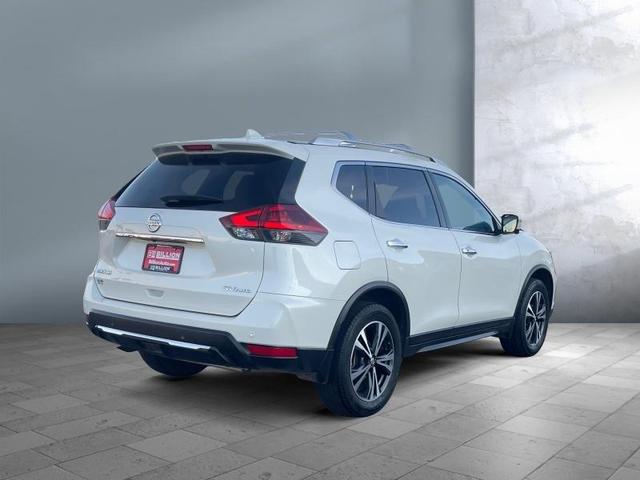 2020 nissan rogue sv