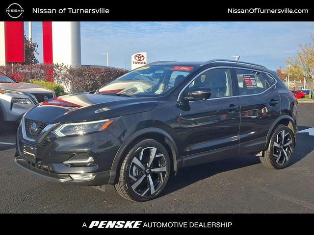 2022 nissan rogue sport sl