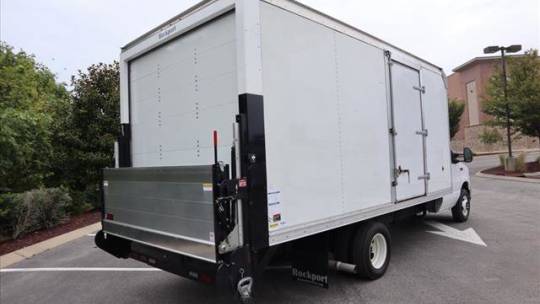 2022 ford e-series e-350 sd