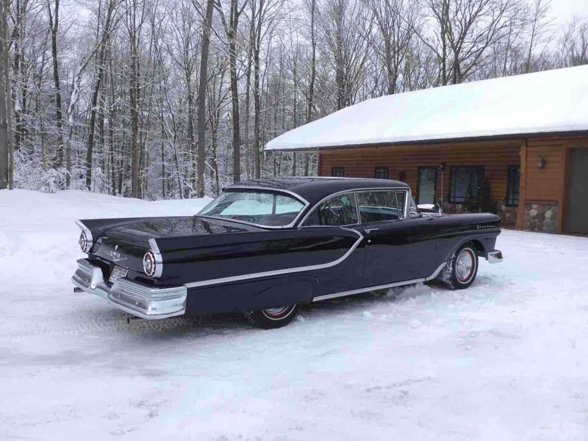 1957 ford fairlane black rwd automatic club victoria 2 door hardtop