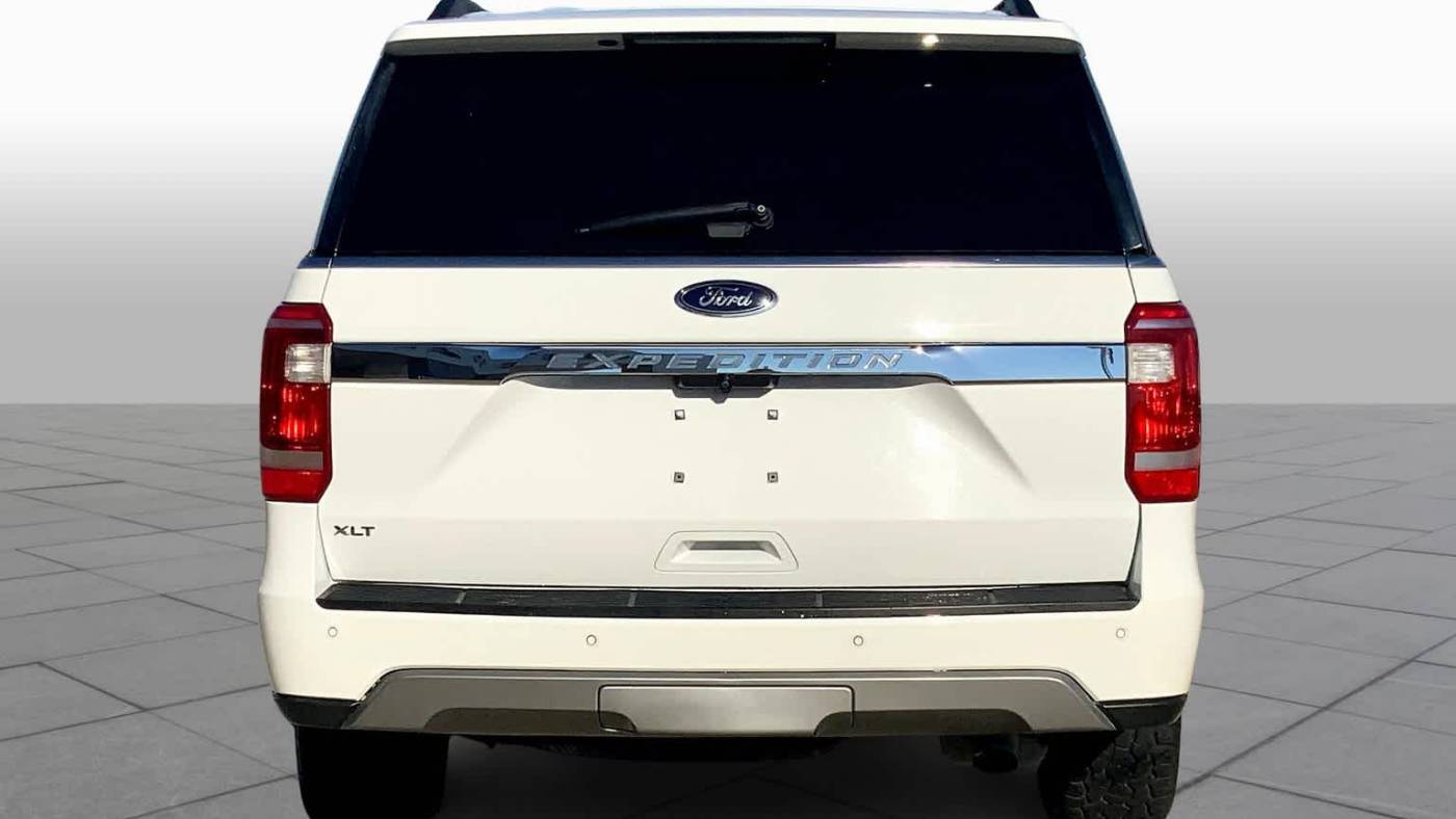2020 ford expedition xlt