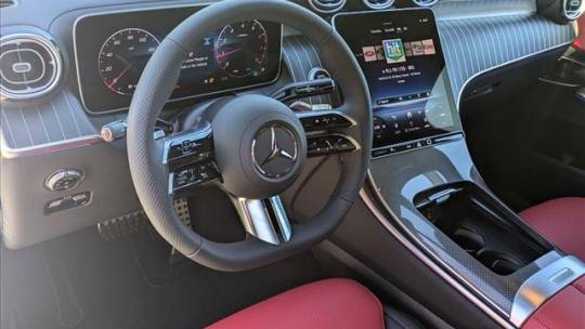 2025 Mercedes-Benz GLC