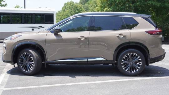 2024 Nissan Rogue platinum