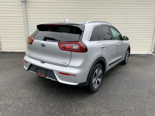 2017 kia niro touring