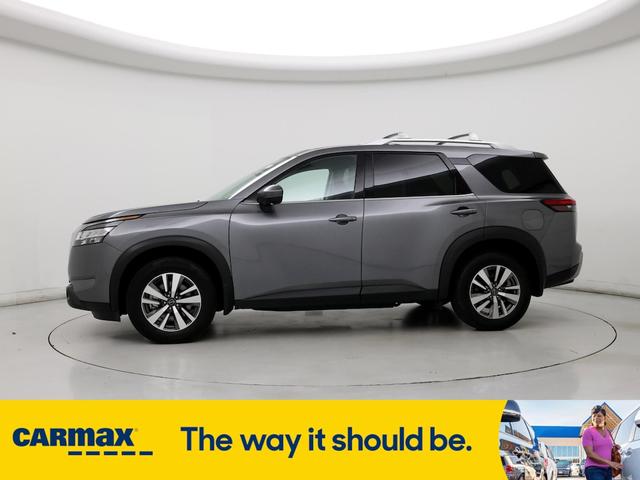 2023 nissan pathfinder sl