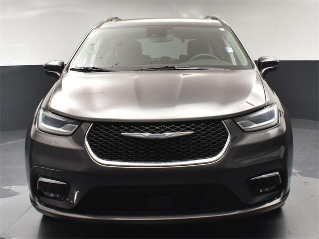 2021 chrysler pacifica hybrid touring l
